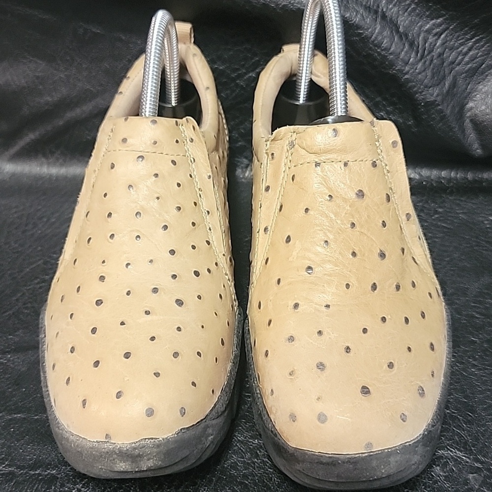 Ropers faux Ostrich slip on Women's size 9. Rugged Rubber out sole - Picture 5 of 9